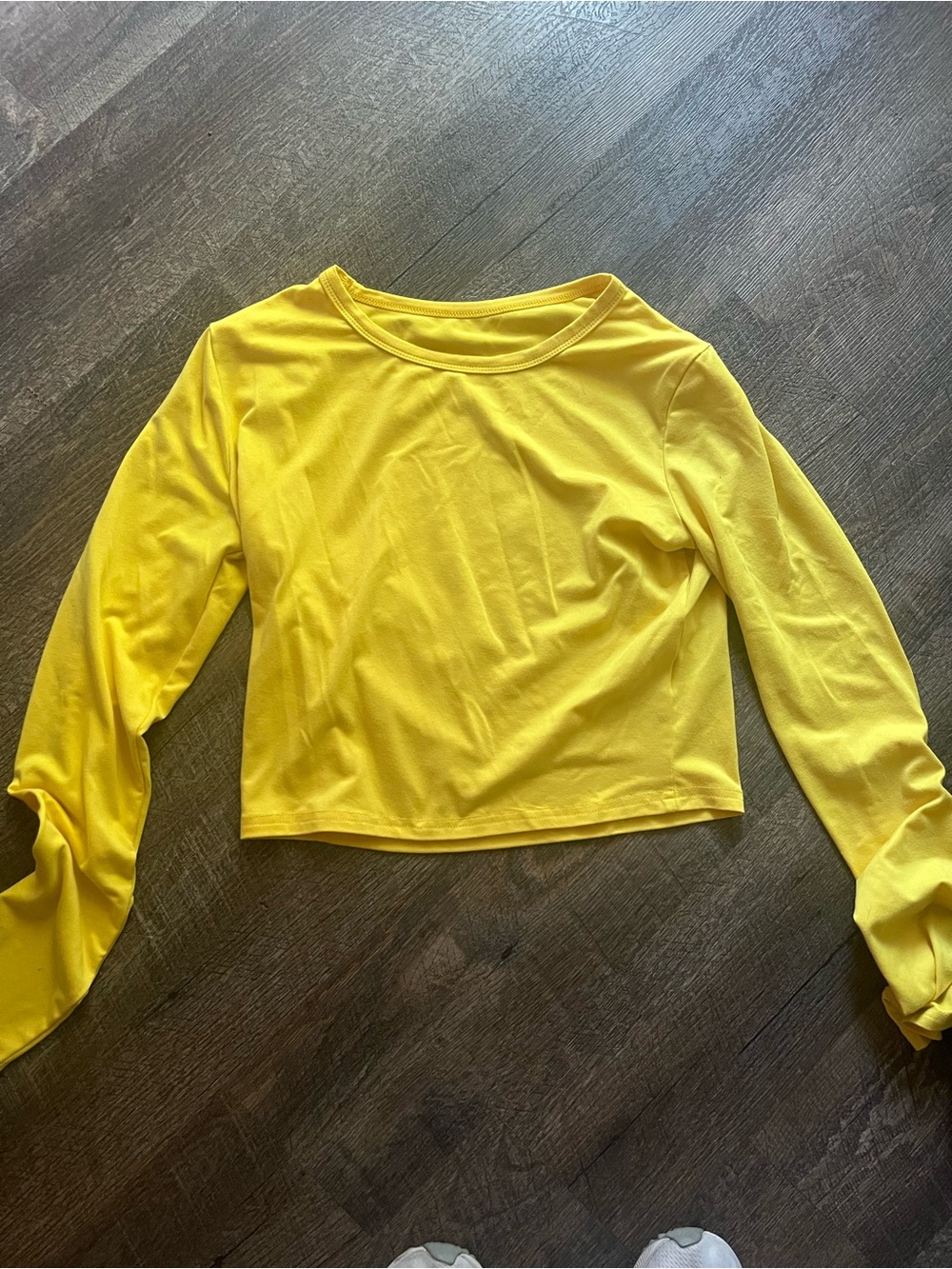 SHEIN Bright Yellow Long Sleeve Crop Top